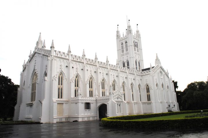 Top-Historical-Places-To-Visit-In-Kolkata-St-Pauls-Cathedral